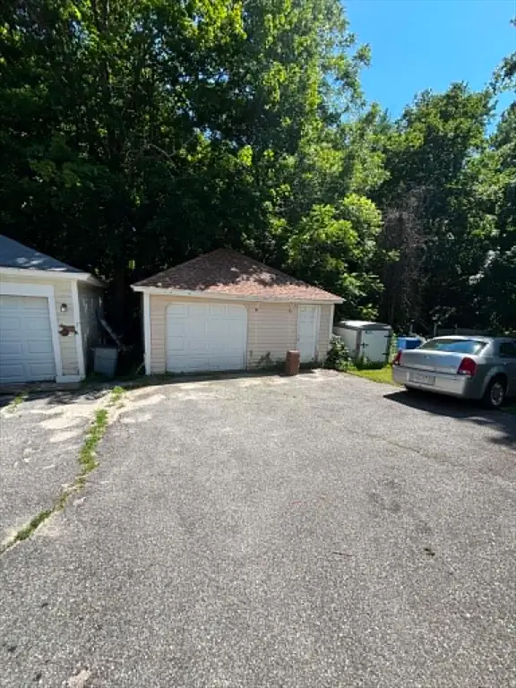 17-19 Coolidge Ave, Southbridge, MA 01550 - #3