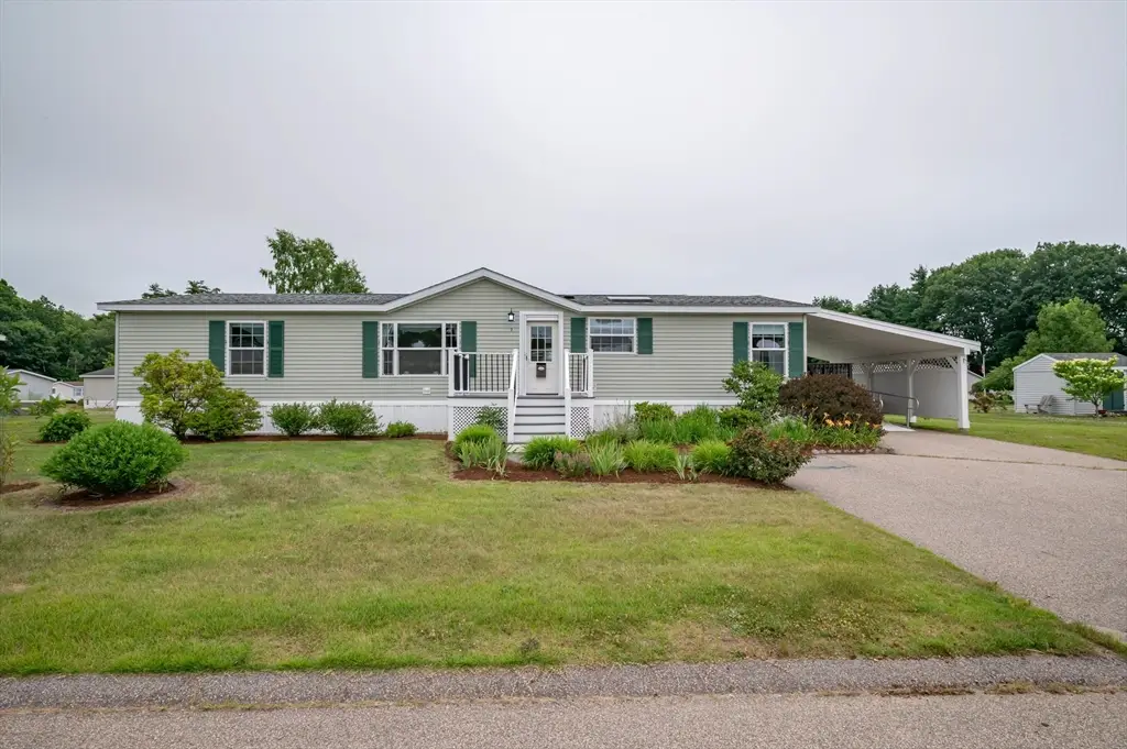 3 Revolution Dr, Dover, NH 03820 - #1