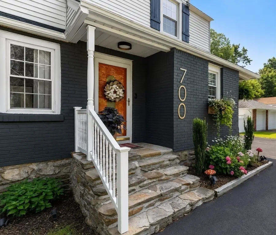700 Grove St, Worcester, MA 01605 - #3