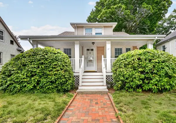 37 Riverview St, Dedham, MA 02026