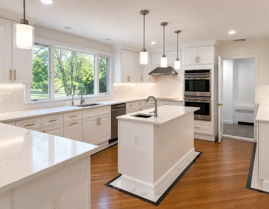 47 Bakers Hill Rd, Weston, MA 02493 - #3