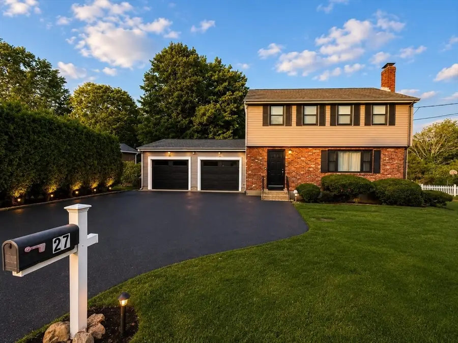 27 Sumner St, Brockton, MA 02301 - #2