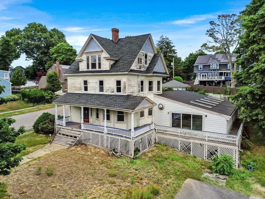 33 High St, Stoneham, MA 02180 - #2