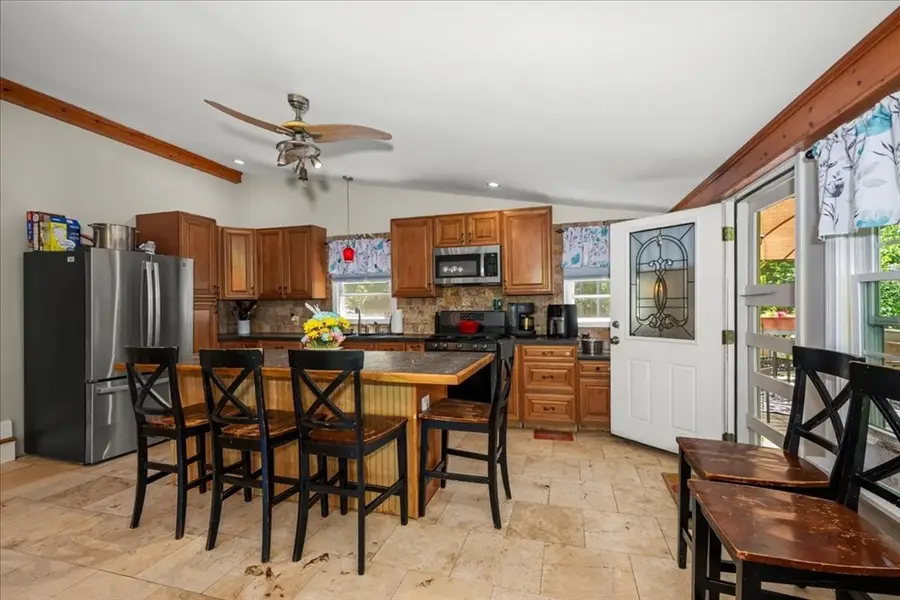 237 Boston Rd, Palmer, MA 01069 - #3