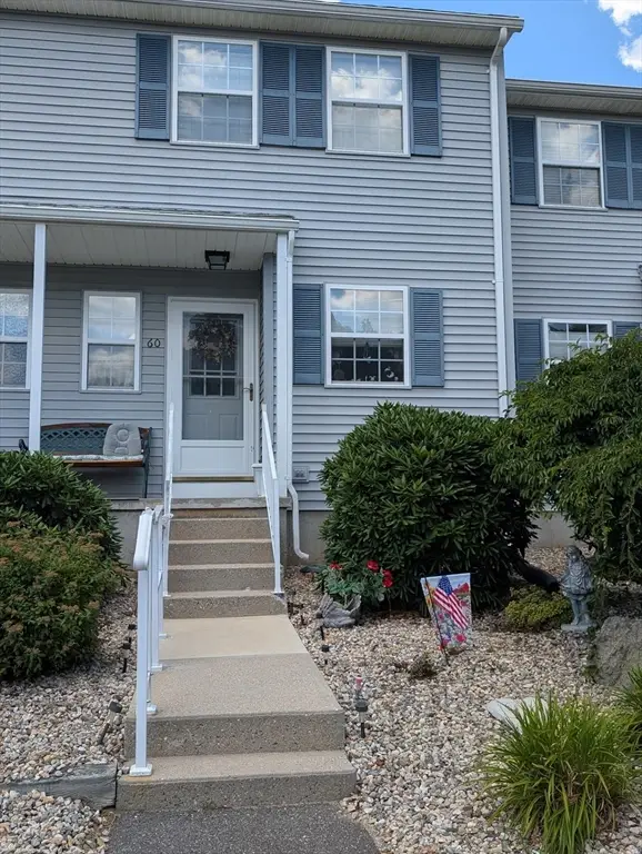 60 Waters Edge Dr #60, Ludlow, MA 01056
