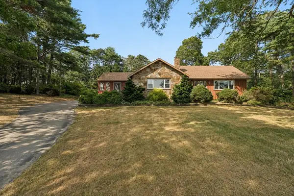 22 Long Neck Rd, Wareham, MA 02538