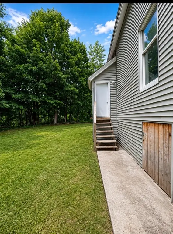 26 Maple St, Athol, MA 01331 - #2
