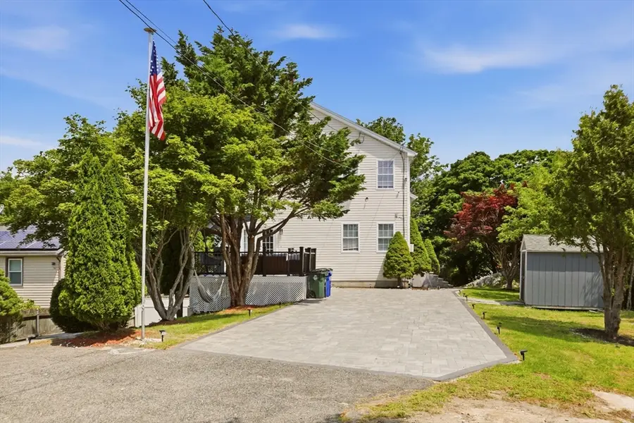724 Woodman St, Fall River, MA 02724 - #3