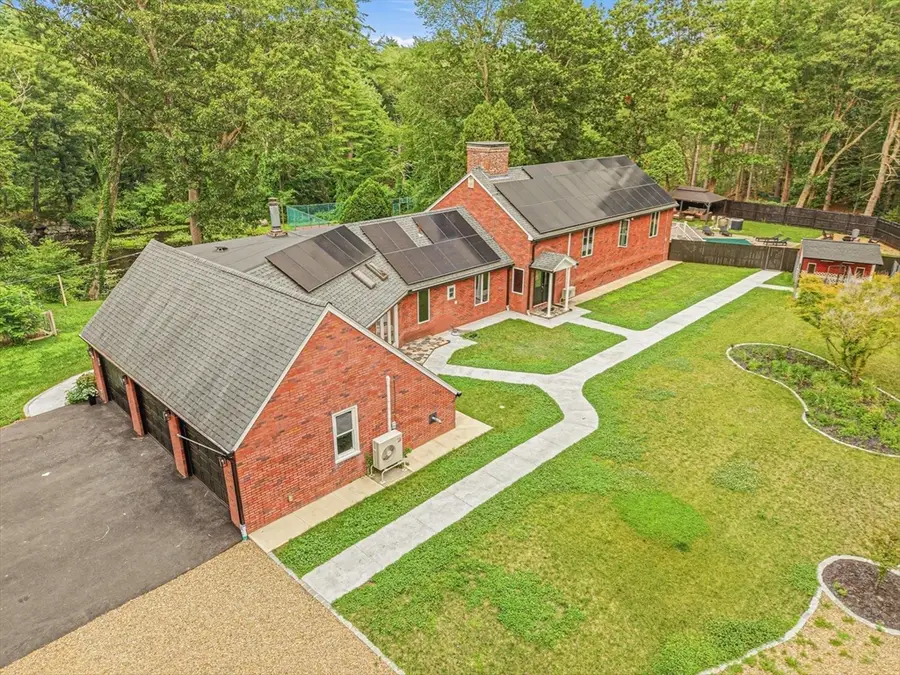 105 Georgetown Rd, Boxford, MA 01921 - #3