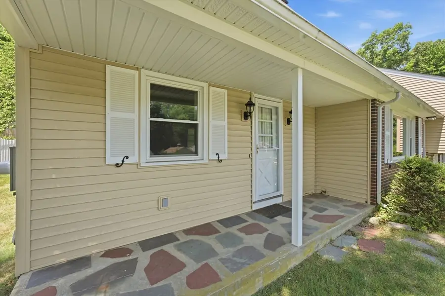 23 Old Orchard Road, West Springfield, MA 01089 - #2