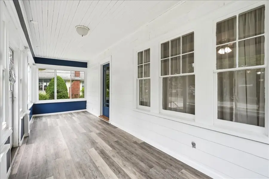 15 Walnut St, West Bridgewater, MA 02379 - #3