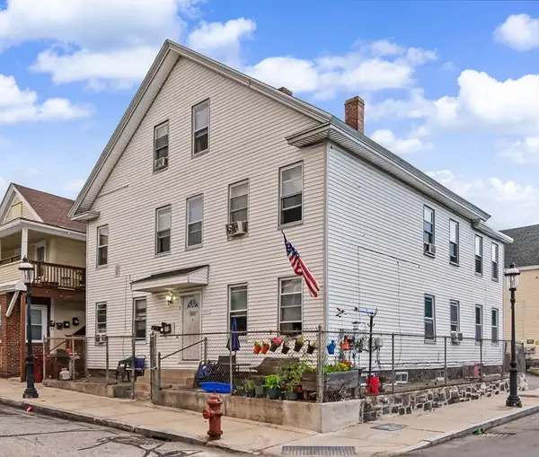 1 Dublin St, Lowell, MA 01854