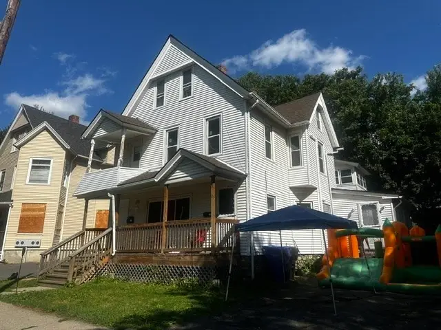 61-63 Acushnet Ave, Springfield, MA 01105 - #1