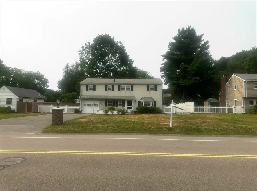 37 Rustcraft Rd, Dedham, MA 02026 - #3