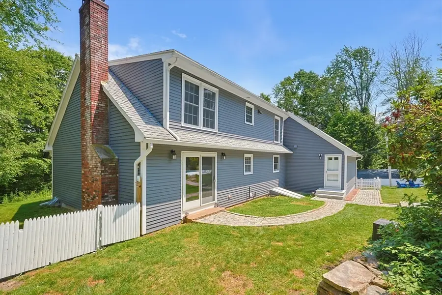 316 W Sutton Rd, Sutton, MA 01590 - #2