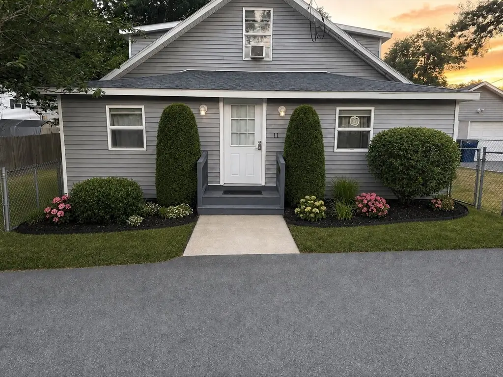 114 Bay State Rd, Tewksbury, MA 01876 - #1