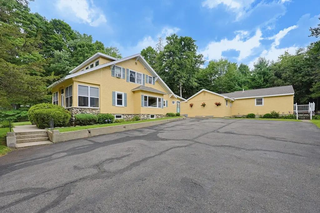 733 Pleasant St, Marlborough, MA 01752 - #1