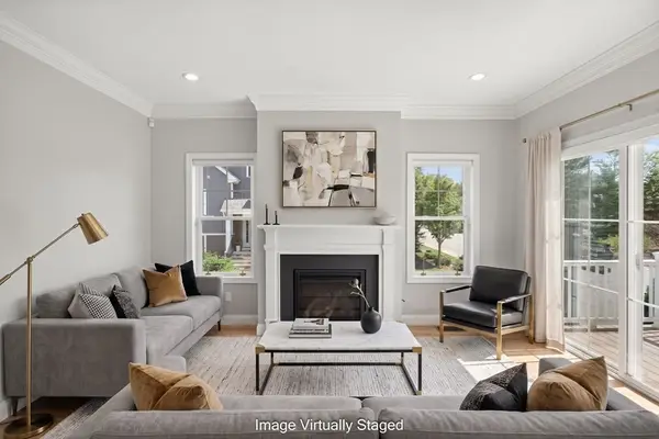 107 Boatwrights Loop, Plymouth, MA 02360