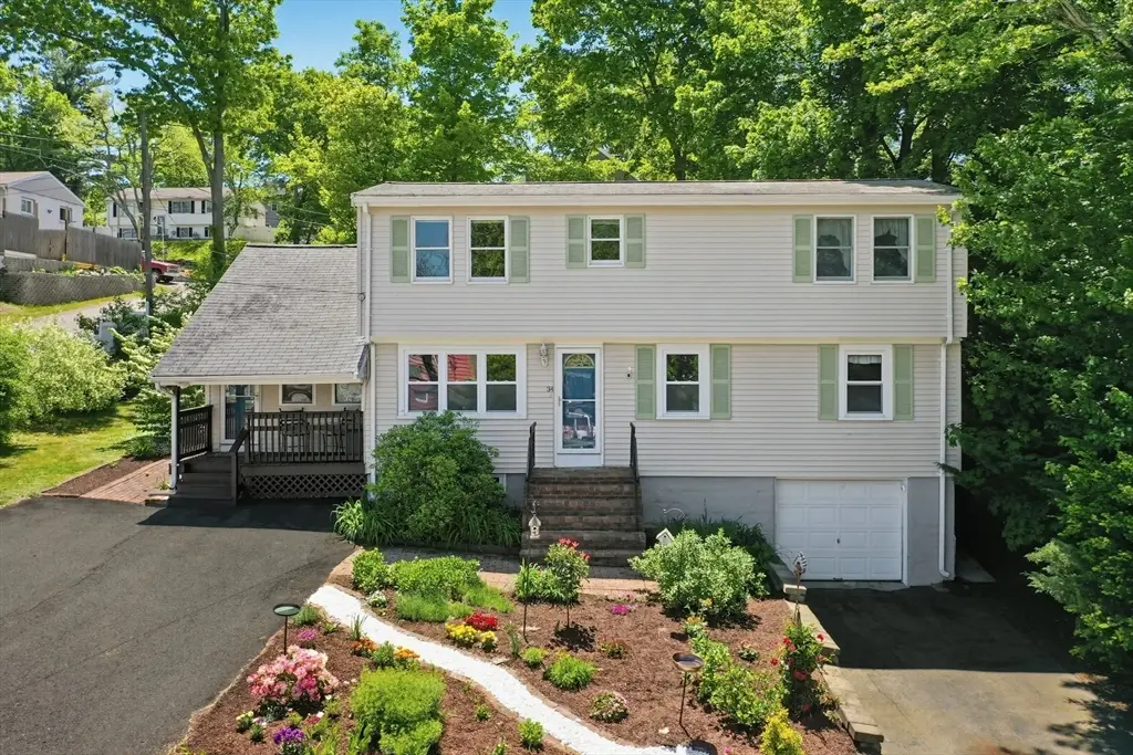 34 Sarah St, Randolph, MA 02368 - #1