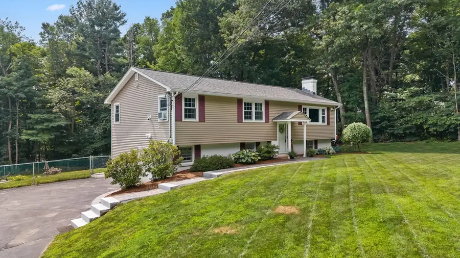 22 Barnard St, Shrewsbury, MA 01545 - #2