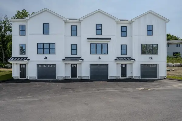 112 Genest St #18, Dracut, MA 01826