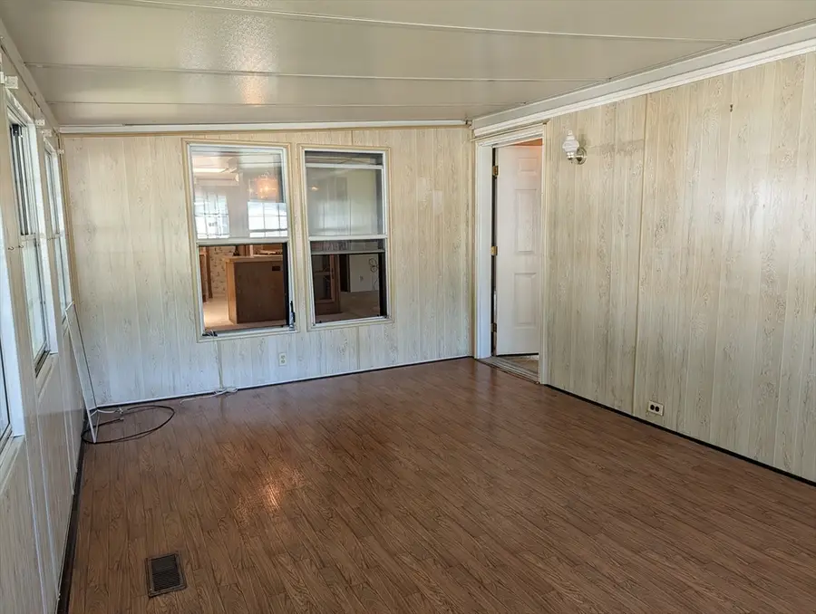 105 Clayton Drive, West Springfield, MA 01089 - #2