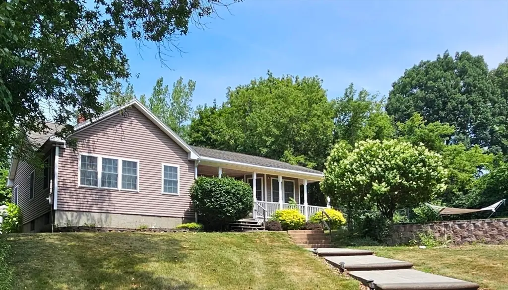 25 Robbins Ave, Dracut, MA 01826 - #1