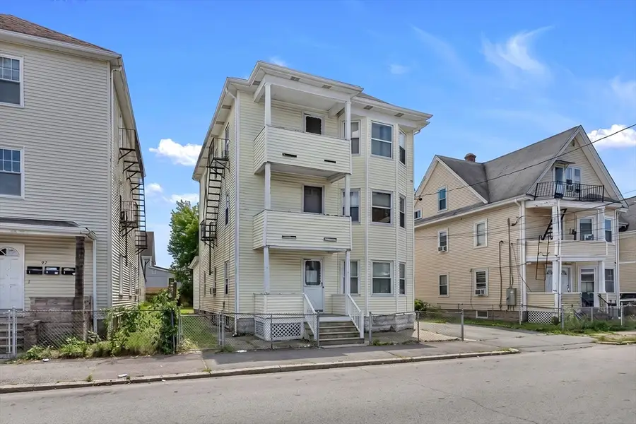 95 John St, Pawtucket, RI 02861 - #2