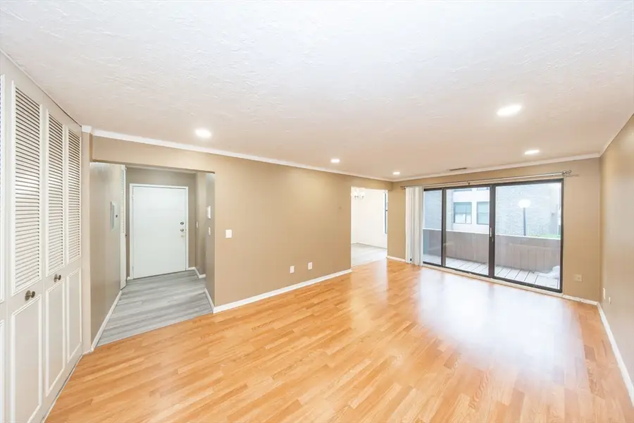 30 Shrewsbury Greens Dr #G, Shrewsbury, MA 01545 - #2