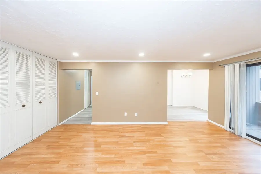 30 Shrewsbury Greens Dr #G, Shrewsbury, MA 01545 - #3