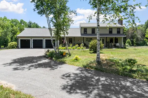 467 Loring Road, Barre, MA 01005