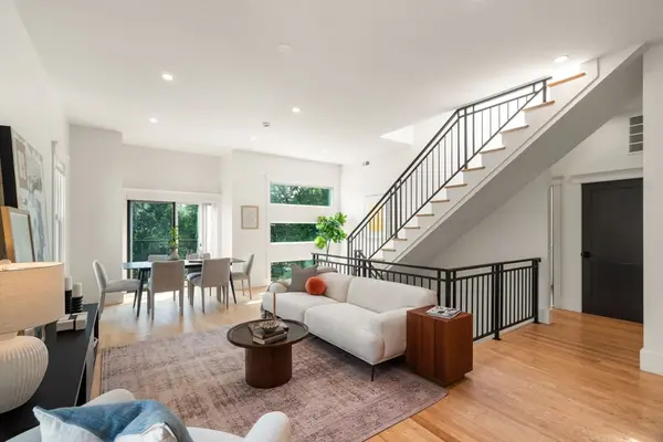 57-59 Highland Rd #59, Brookline, MA 02445