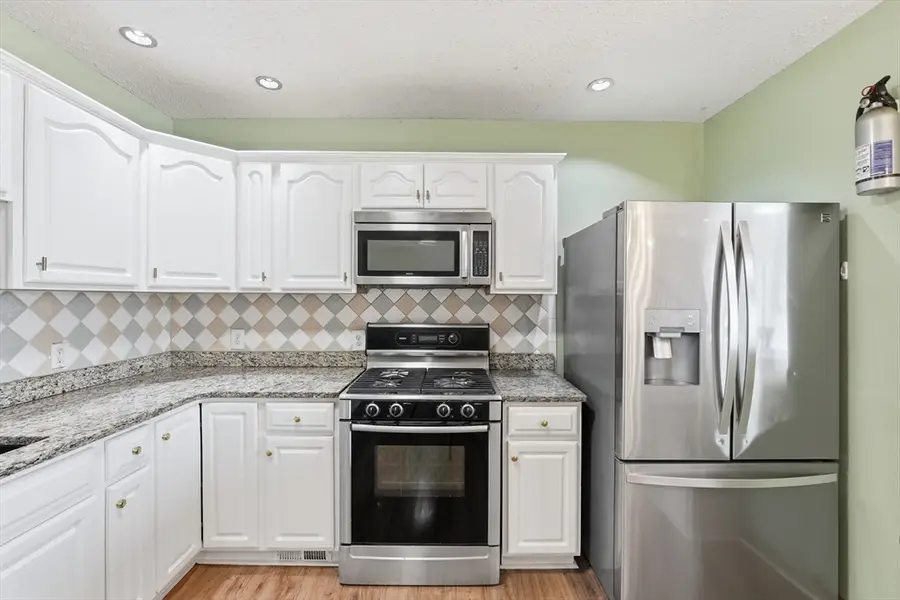 137 Reservoir Ave, Providence, RI 02907 - #3