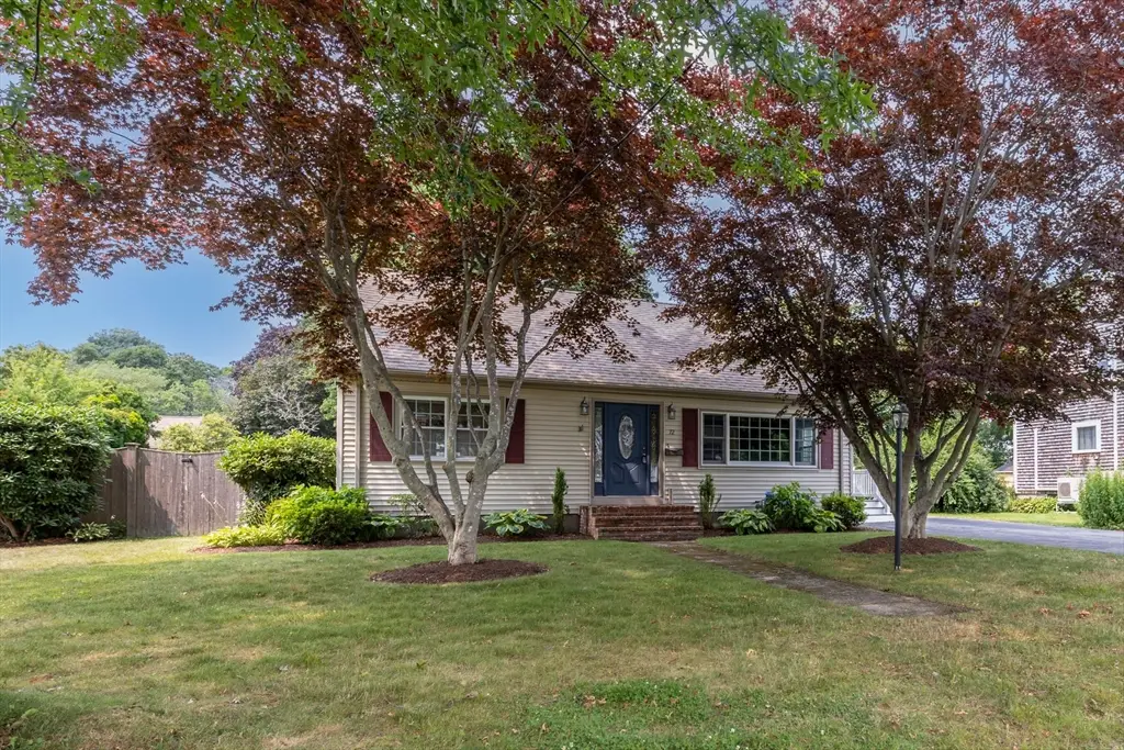 72 North Street, Fairhaven, MA 02719 - #1