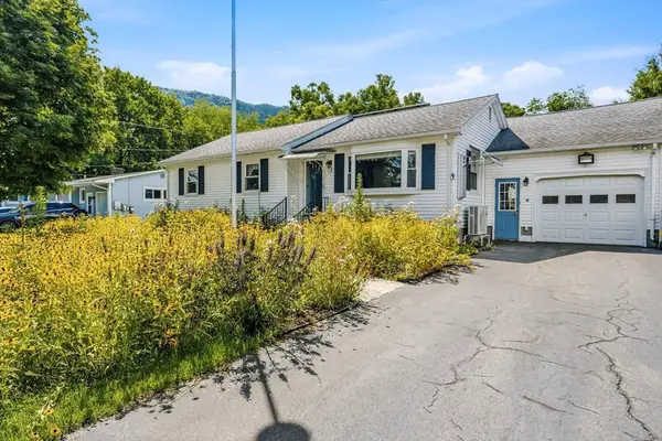 8 Richardson Cir, Easthampton, MA 01027