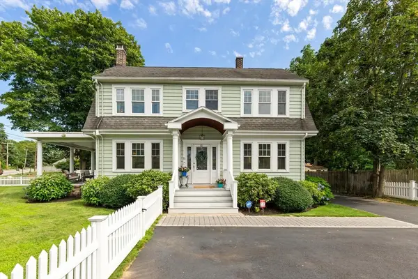 11 Beach St, Woburn, MA 01801