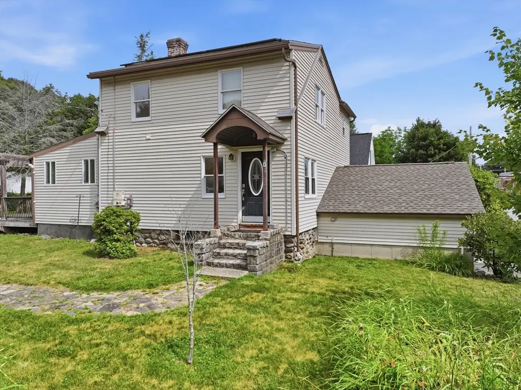 77 Holden St, Worcester, MA 01605 - #1