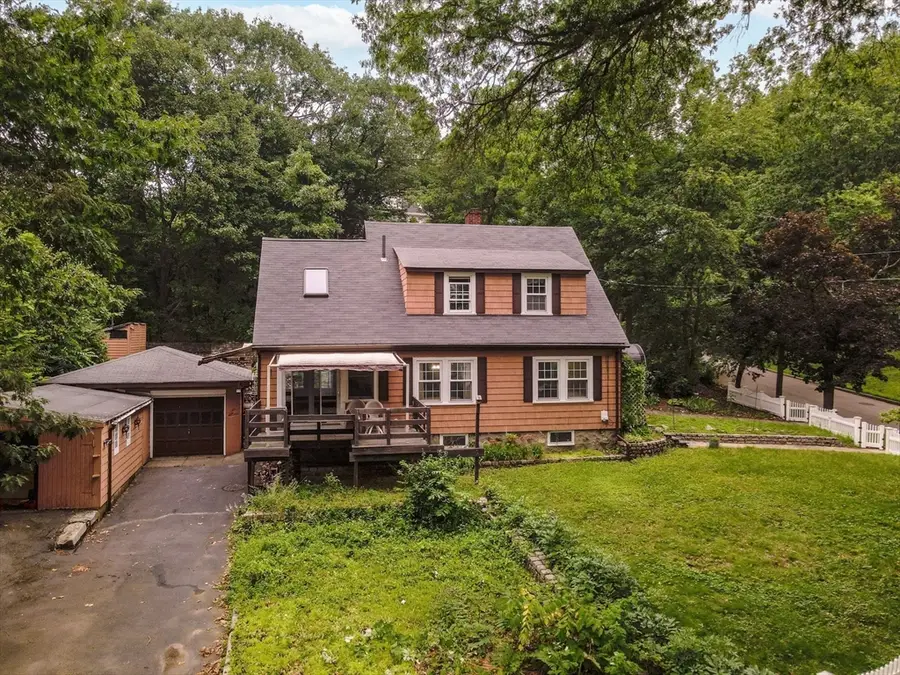 160 Forest St, Melrose, MA 02176 - #3