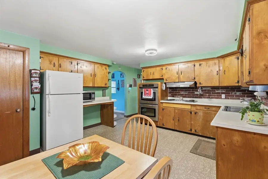 94 Causeway St, Fitchburg, MA 01420 - #3