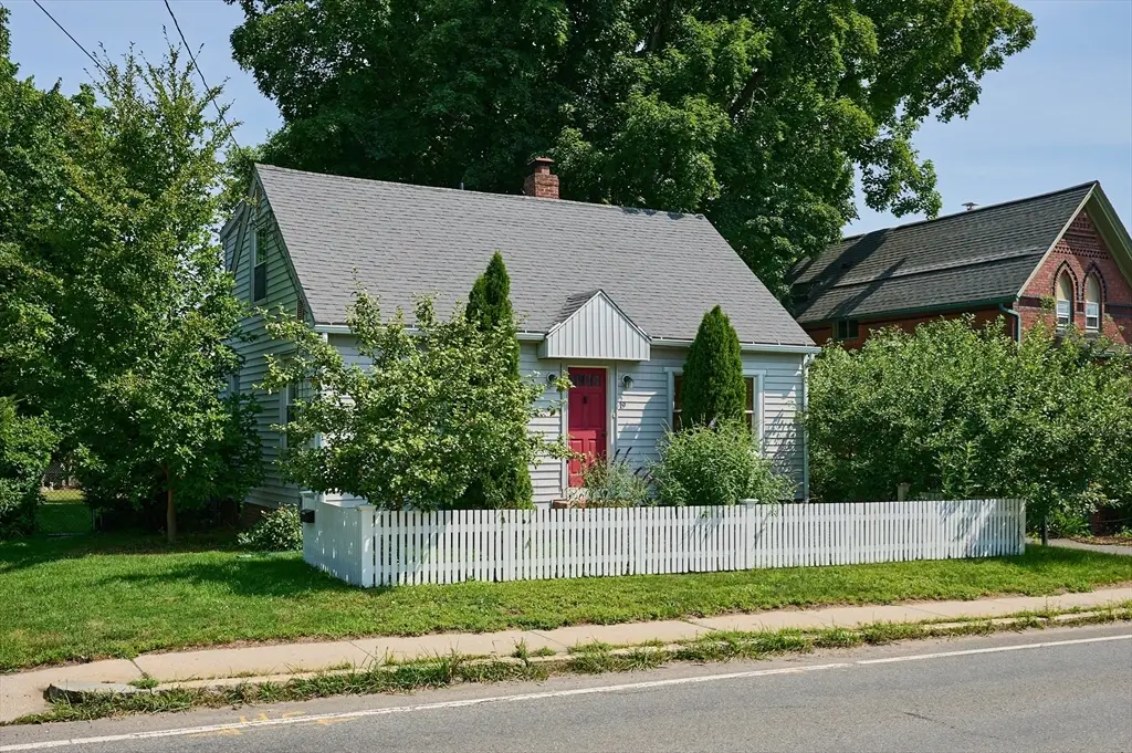 19 Finn Street, Northampton, MA 01060 - #1