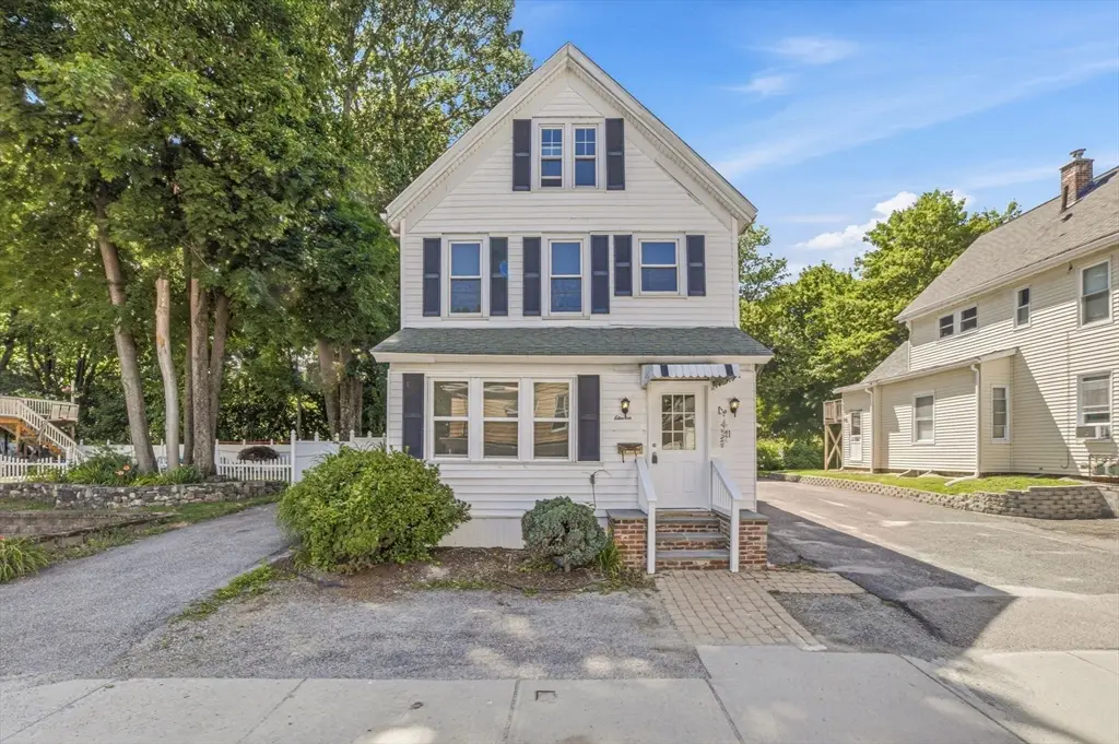11 Brook St, Marlborough, MA 01752 - #1
