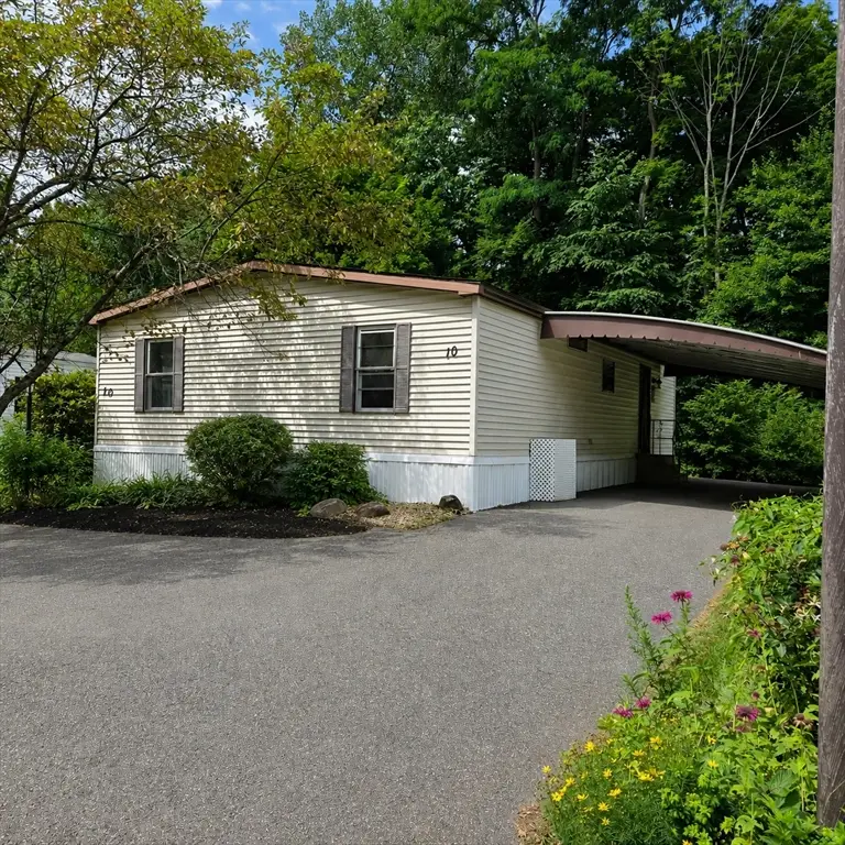 10 Clayton Drive, West Springfield, MA 01089 - #1