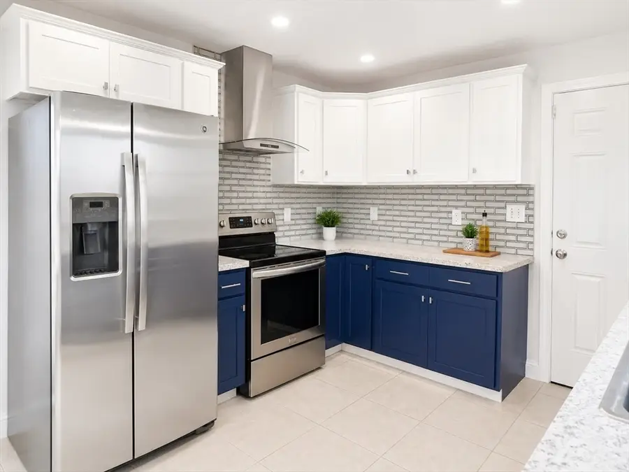 46 Mapledell, Springfield, MA 01109 - #3