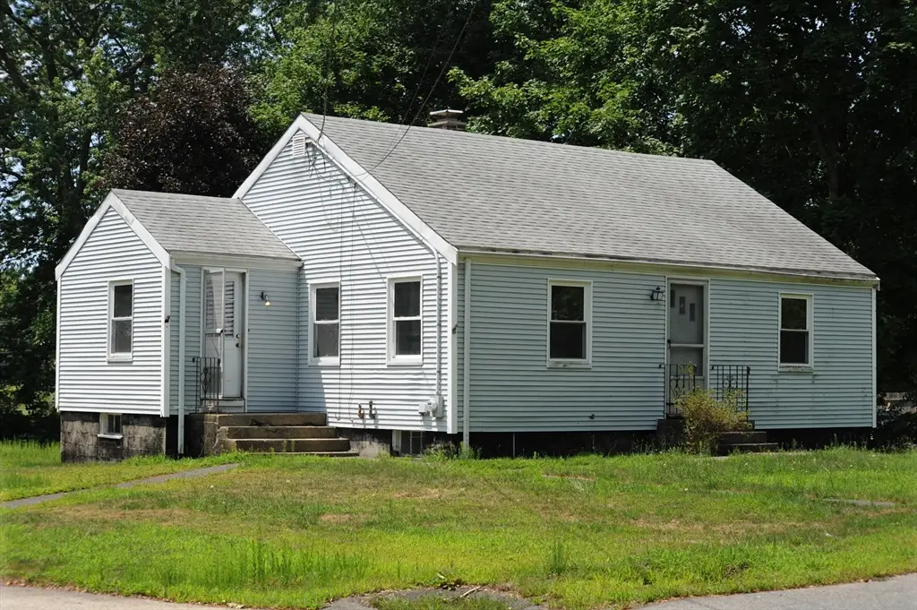 28 Pleasant St, Hanson, MA 02341 - #1