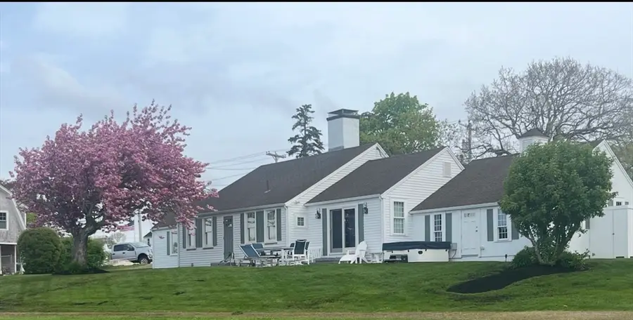 4 Onset Avenue, Wareham, MA 02532 - #3