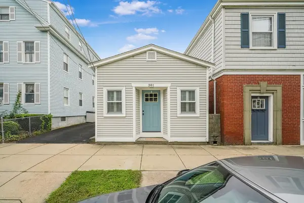 381 Wood St, Bristol, RI 02809