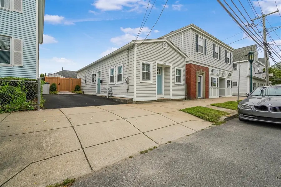 381 Wood St, Bristol, RI 02809 - #2