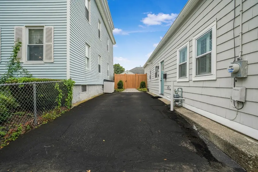 381 Wood St, Bristol, RI 02809 - #3