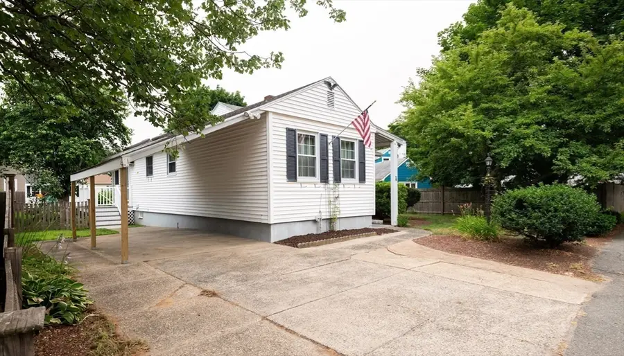 4 Herrick Street Extension, Beverly, MA 01915 - #3