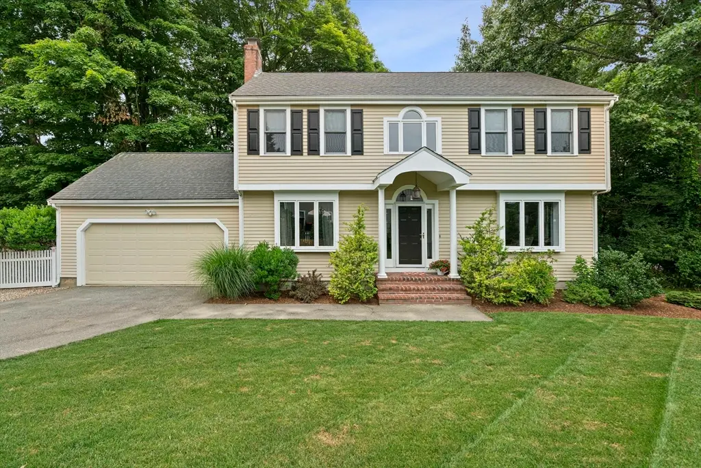 18 Mulberry Ln, Canton, MA 02021 - #1